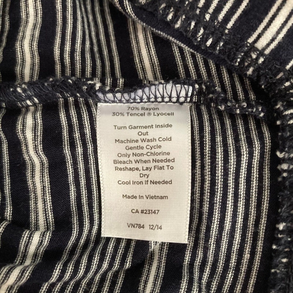 T by Talbots Shirt Womens Sz LP Petite Navy Blue Knit Casual Striped Cotton - Picture 6 of 8